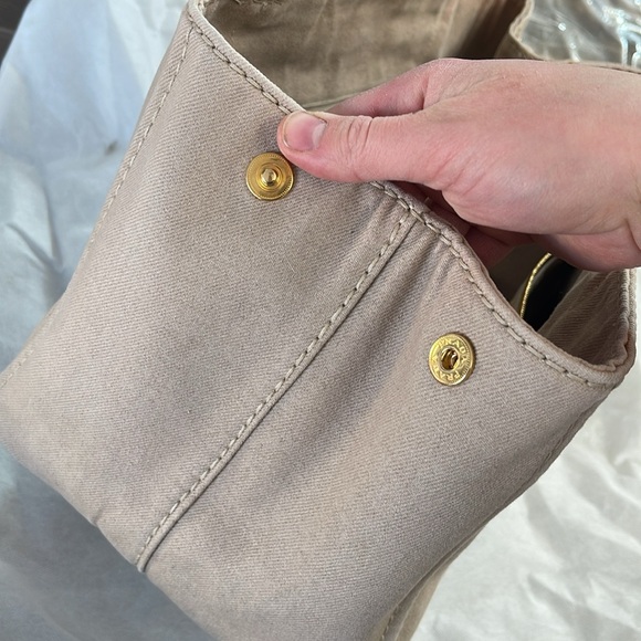 PRADA enameled metal triangular tote - Picture 11 of 13